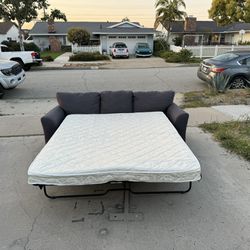 Reversible Sleeper Sectional Couch DELIVERY AVAILABLE 
