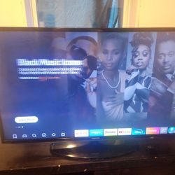 42" Samsung Smart Tv.