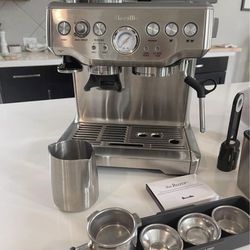 Breville Barista Express Espresso Machine w/free Breville Knock Box