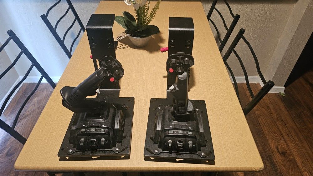 VKB Gladiator (Premium) Flight Sticks