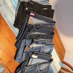 Six Pairs of Ladies' Jeans Sized 20-22w