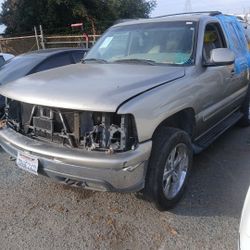 2003 Chevy Tahoe( Parts Car)