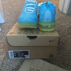 Nike Vapormax (Brand new) Size 8.5 Men’s