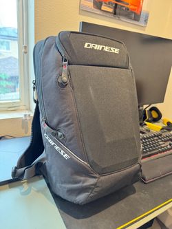Used Dainese D-Essence Motorcycle Sportbike Bike Backpack