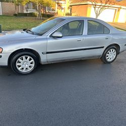 2001 Volvo S60 runs great