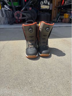 DC Boa Snowboard Boots 10