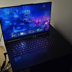 ASUS ROG Strix Scar 16" 4090 240hz w/Carrying Case