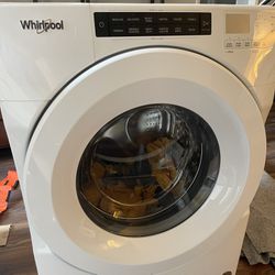Whirlpool - 4.3 Cu. Ft. Front Load Washer - ***Needs Repair***