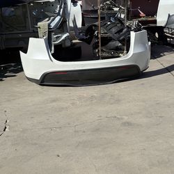 2021-2023 Model Y Rear Bumper OEM