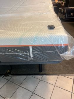 🔥Tempur pro adapt firm king mattress & adjustable base $1700🔥