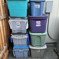 11 Storage Totes