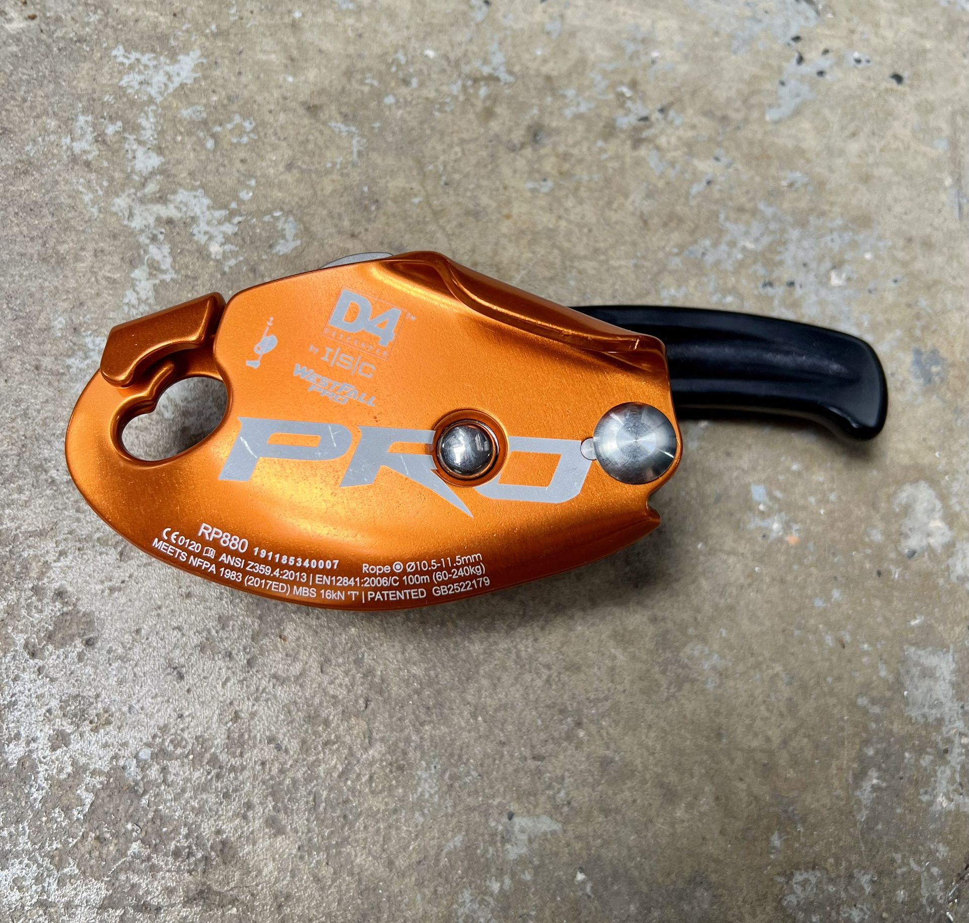WestFall Pro D4 Descender for 7/16 Inch Rope