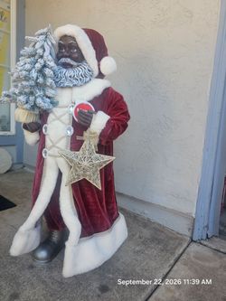 Santa Claus Christmas Figurine Decoration