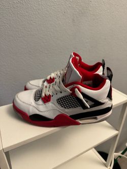 Air Jordan 4 Retro Fire Red Sneakers