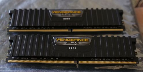 Corsair Vengeance LPX 64GB DDR4-3200 RAM — 2x32GB