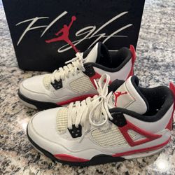Air Jordan 4 Retro 
