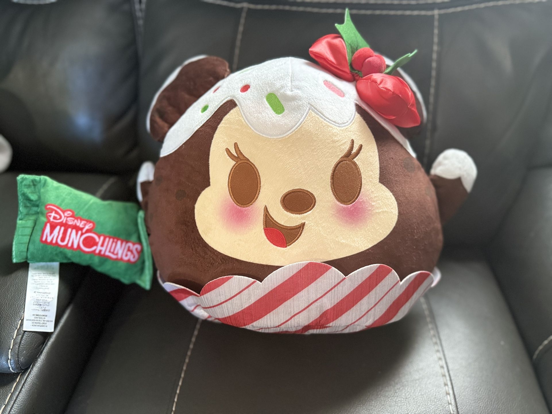 Disney Munchlings Minnie Mouse Holiday Toffee Pudding Cupcake Plush Plushy