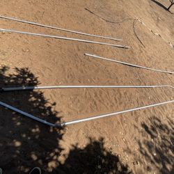Metal, Thin Poles