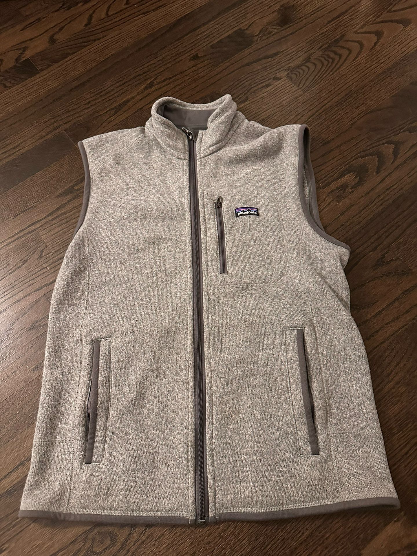 Patagonia Men’s vest - Size medium - Grey