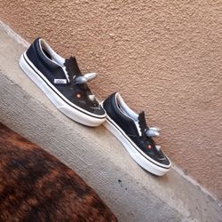 Dinosaur Triceratops Vans Kids Size 12