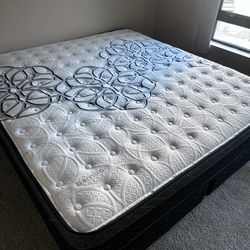 King Size Pillow Top Mattress 12" Thick.    All Sizes Available.     Same Day Delivery.    Brand New Mattress 