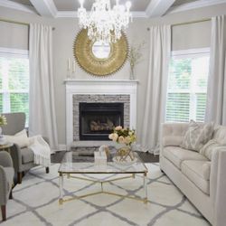 All Acrylic Glass Coffee Table W/ Gold Trim 😍😍