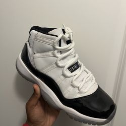 Air Jordan 11 Retro Concord 