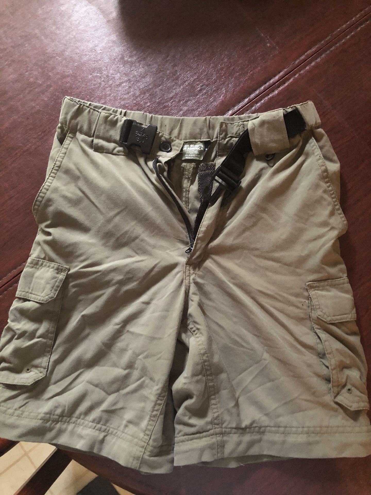 Boy Scout uniform shorts - Large