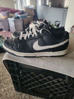 NIKE KIDS SIZE 7