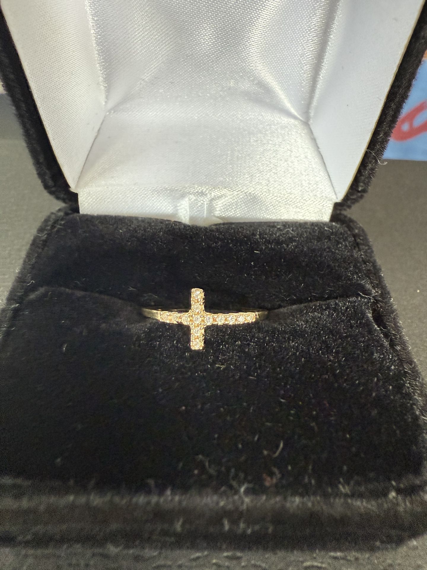 10 carat gold ring