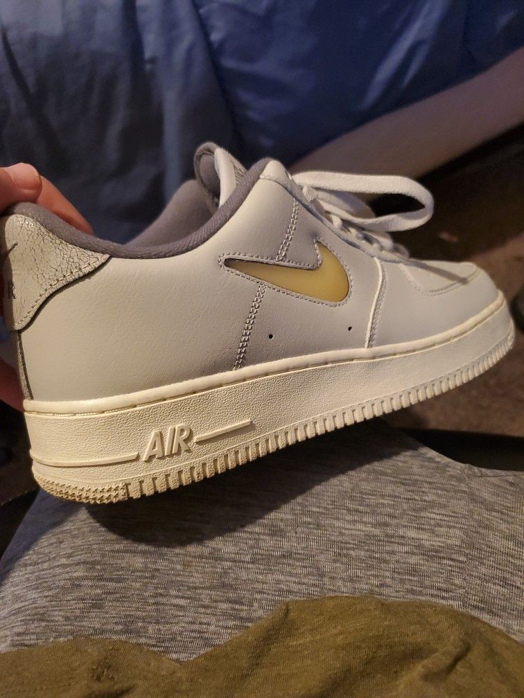 Air Force One Small Check Sz 9 $50