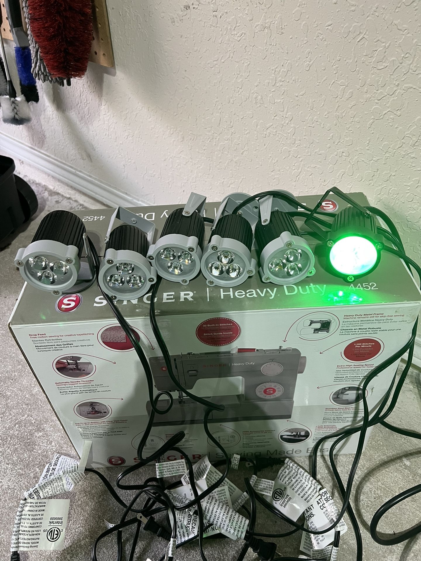 LED Lights (6 Total)