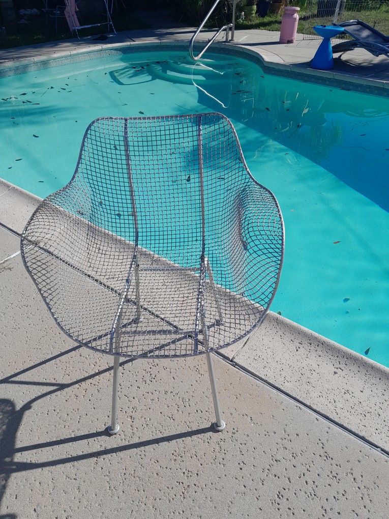 Mid Century Modern Wire Chair