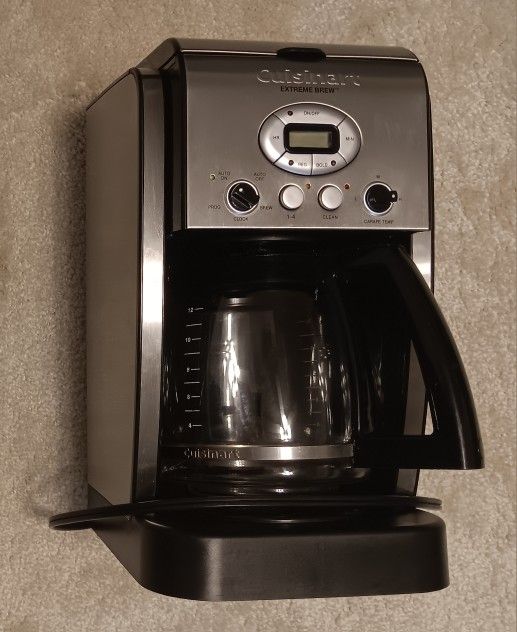 Cuisinart DCC 2650 Programable 12 Cup Coffeemaker