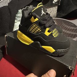 Jordans 4c