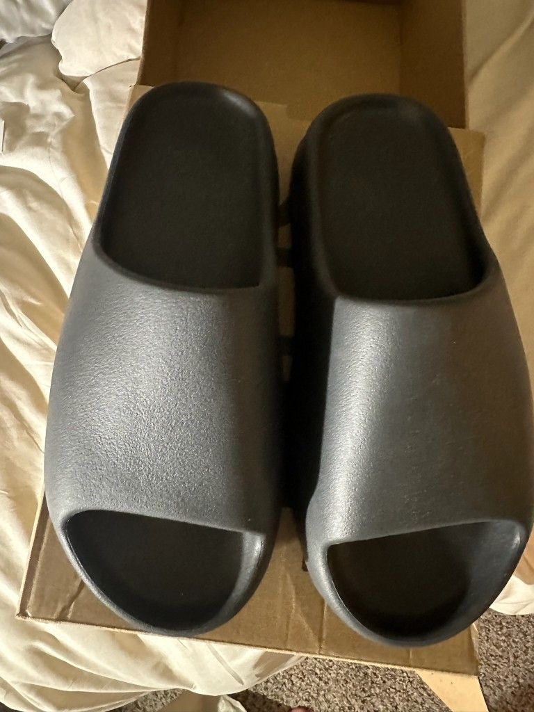 Adidas Yeezy Slide 'Onyx' - Size 11, Black, Brand New In Original Box