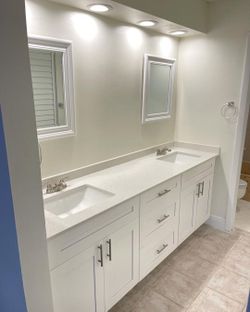 Shaker White / Bathroom Vanity at an affordable 