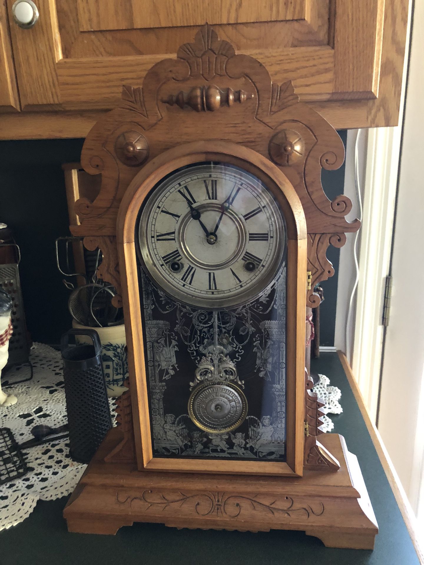 Beautiful Antique Clock 