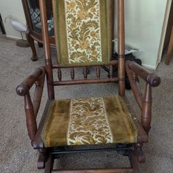 Antique Platform Rocking Chair 