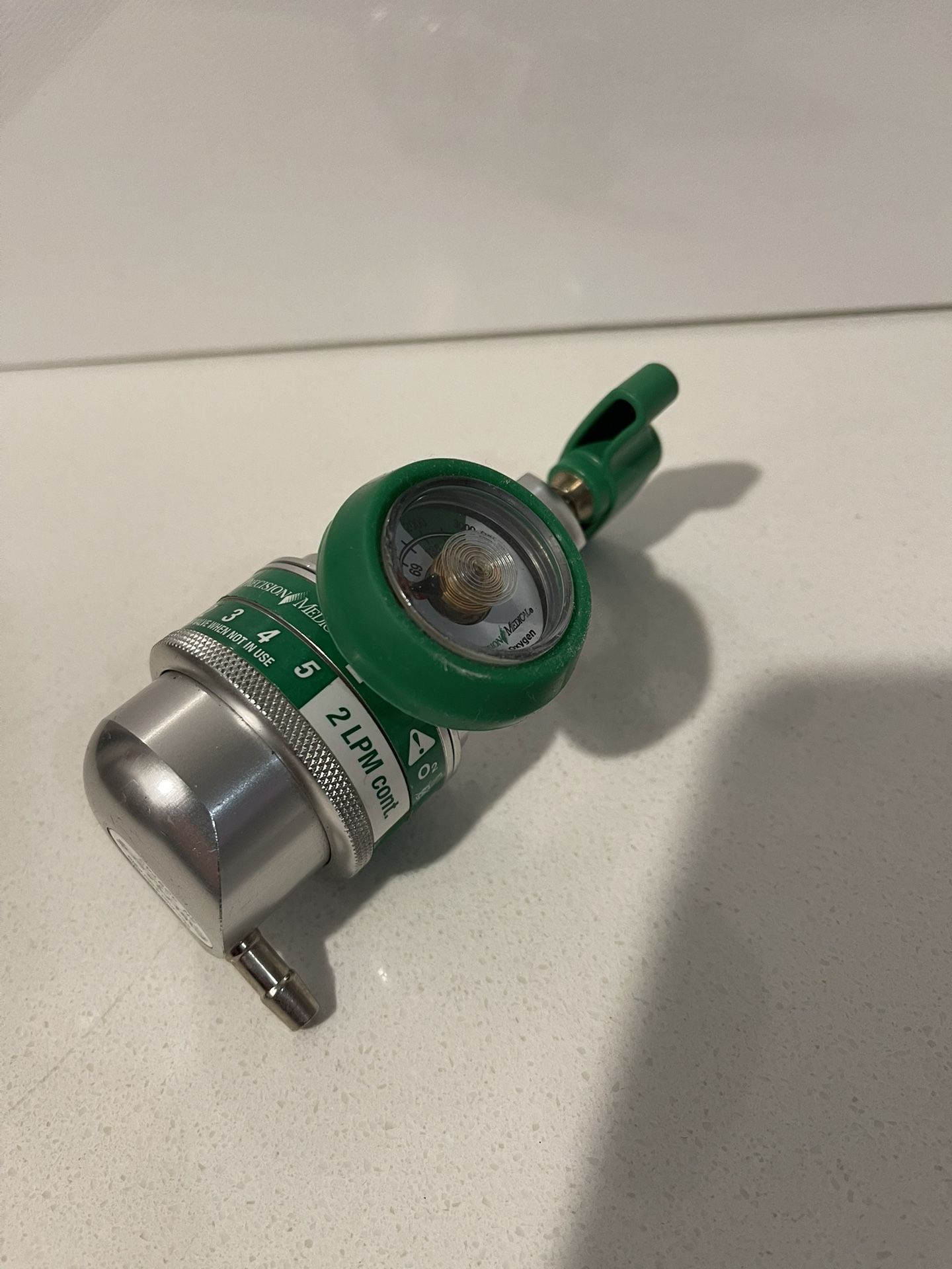 PRECISION EasyPulse 5 Oxygen Conserving Regulator