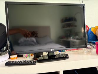 Small LG TV