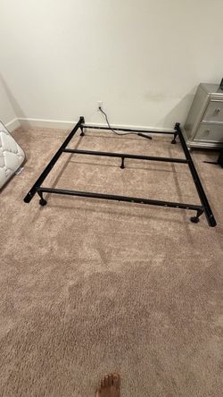 Queen Bed Set