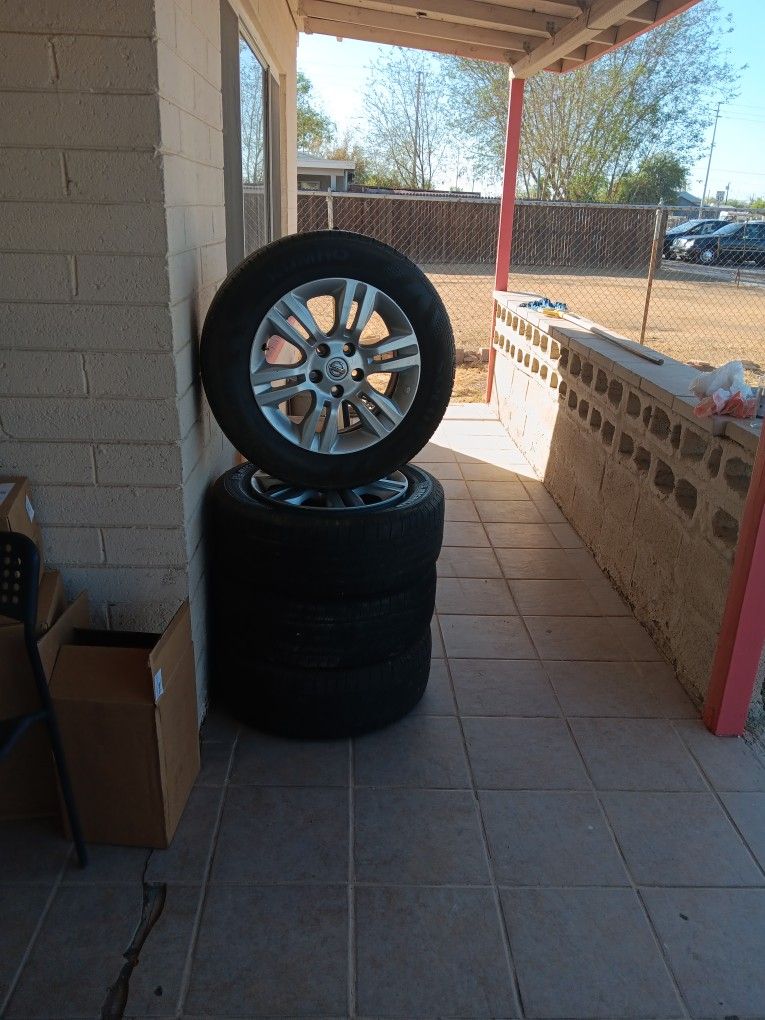 NissaN AlTiMA 2012 Yantas Y Rines