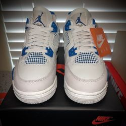 New Jordan 4 GS Size 5.5/7 