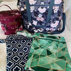 Sarah Wells Pumping Bag and Bundle 