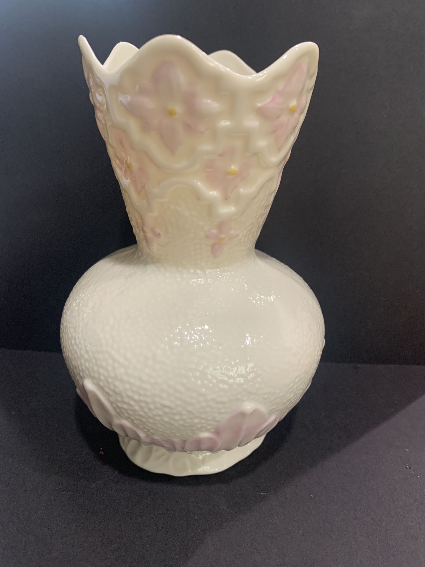 Belleek Ireland flower Vase