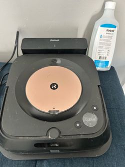 Roomba Vacuum & Mop