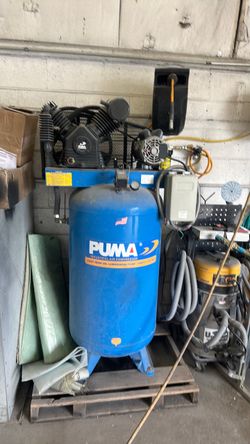Puma Air compressor  80 galones