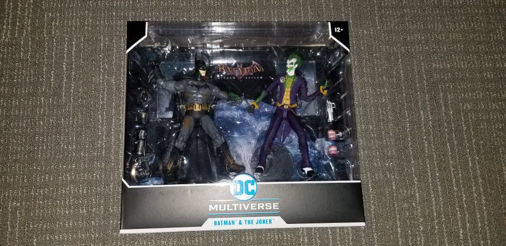 Batman Mcfarlane DC Multiverse Two Pack NEW!