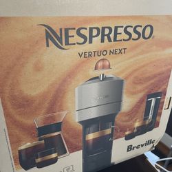 BRAND NEW NESPRESSO MACHINE 